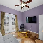 Cozy Backhouse Stay - Sleeps 2 Beverly Hills Adj