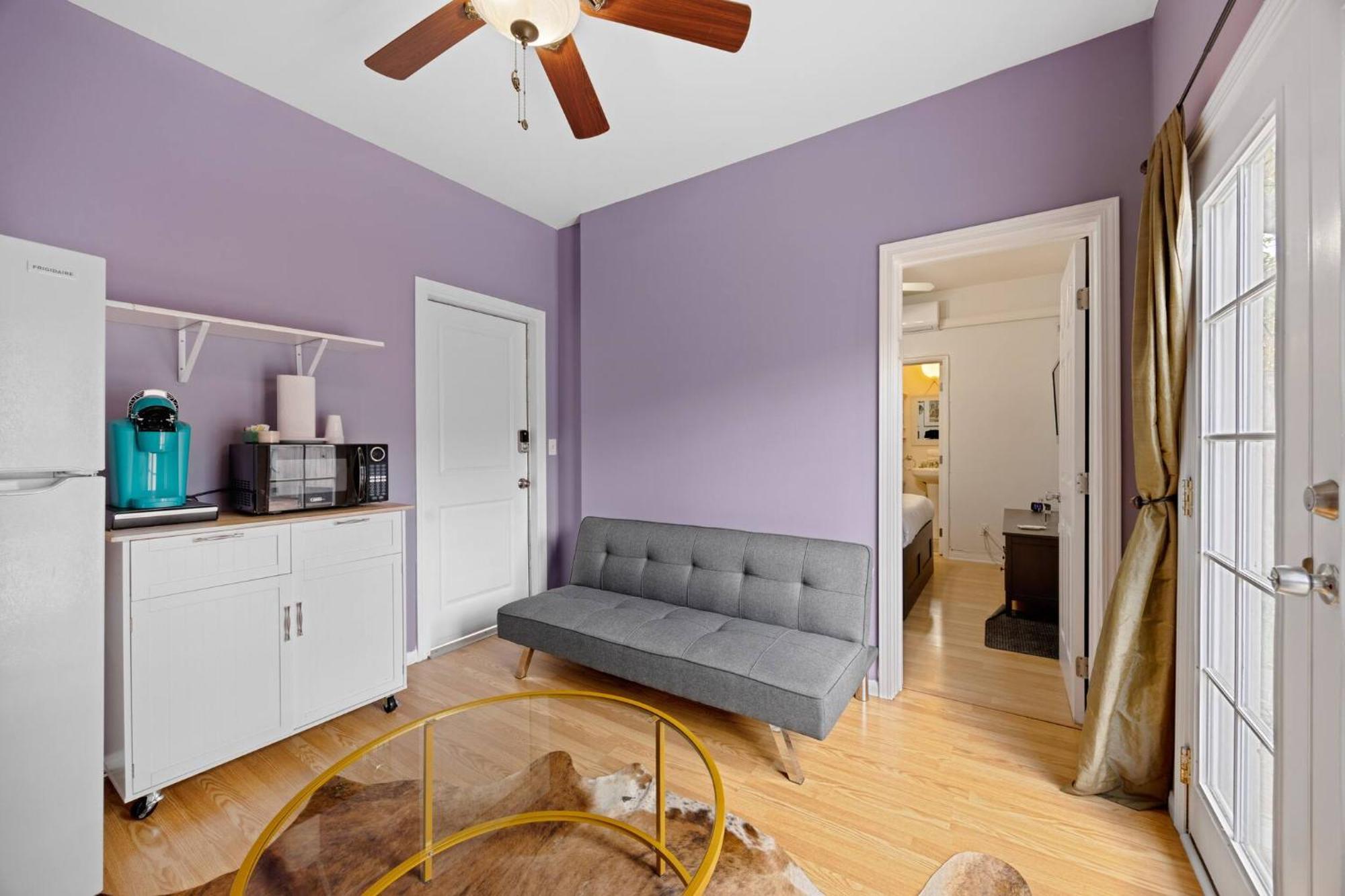 Guest house Cozy Backhouse - Sleeps 2 Beverly Hills Adj *