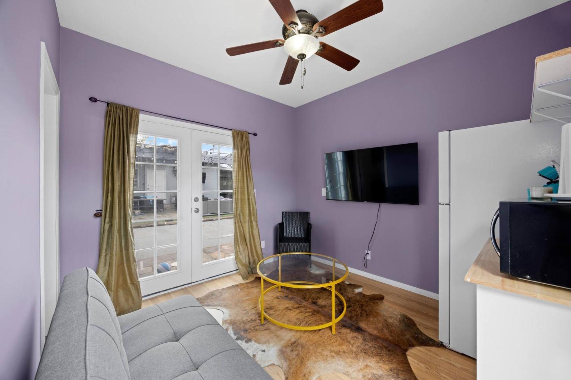 Cozy Backhouse - Sleeps 2 Beverly Hills Adj *