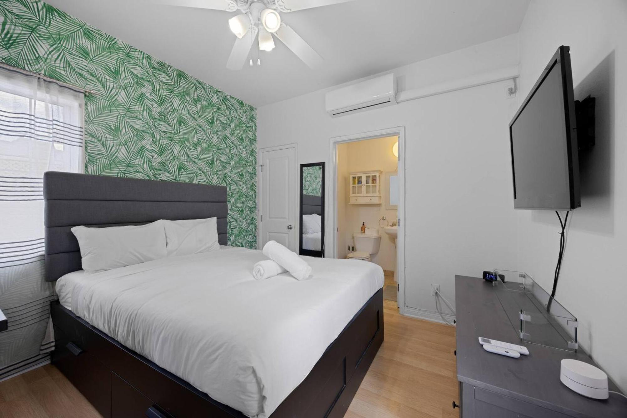 Guest house Cozy Backhouse - Sleeps 2 Beverly Hills Adj Los Angeles